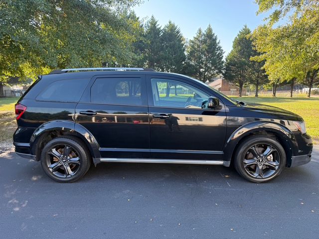 Photo 4 of this DODGE JOURNEY