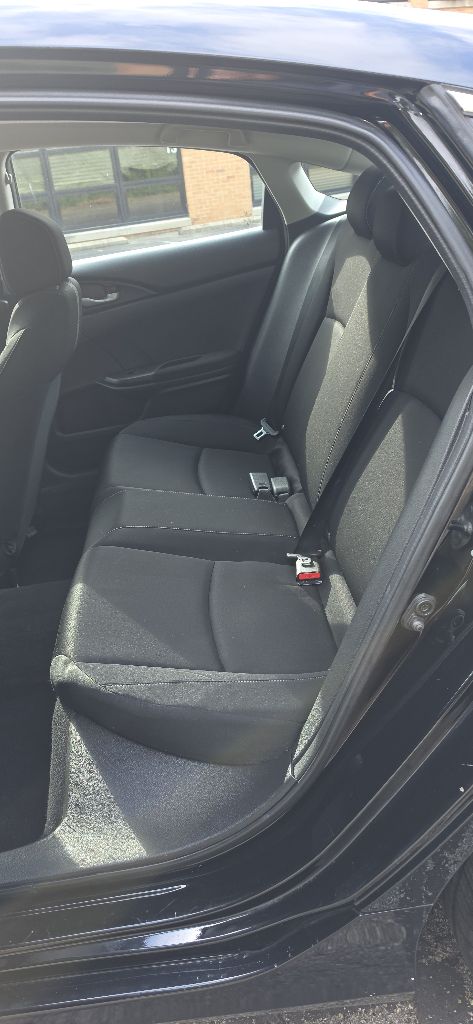 Photo 13 of this HONDA CIVIC