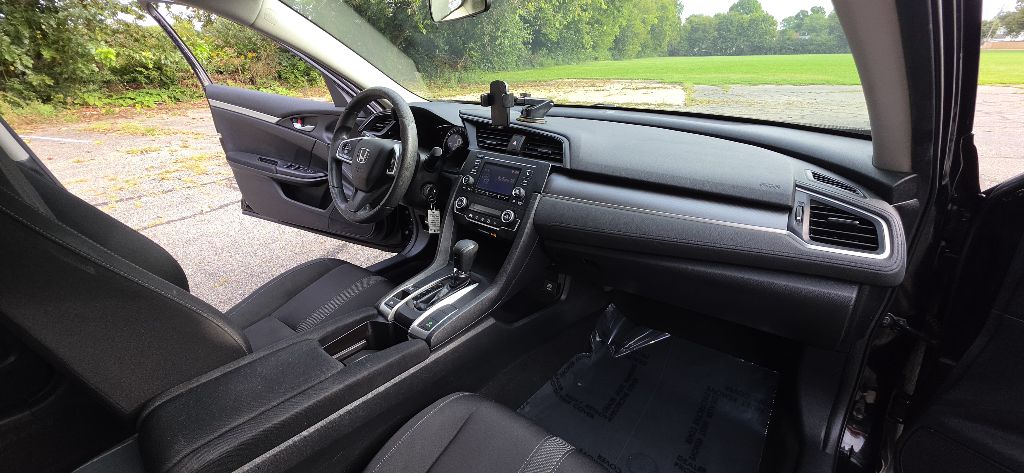 Photo 9 of this HONDA CIVIC
