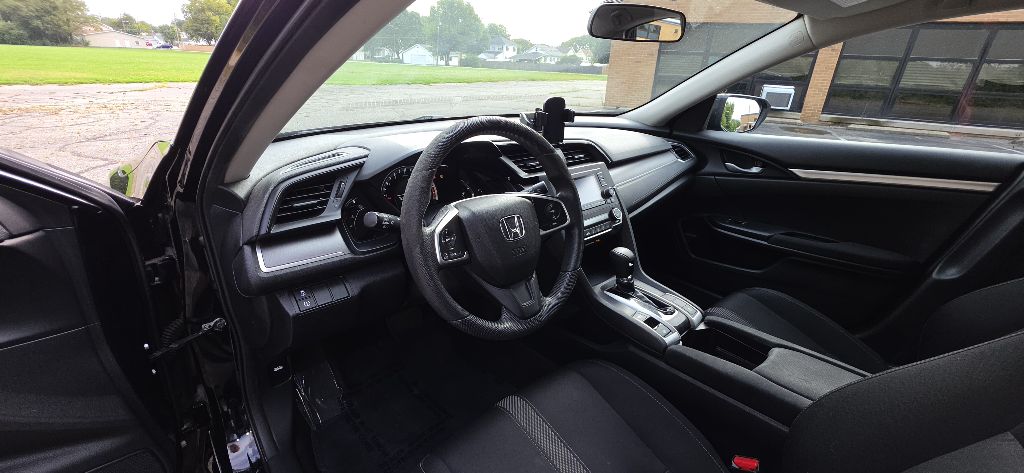 Photo 10 of this HONDA CIVIC