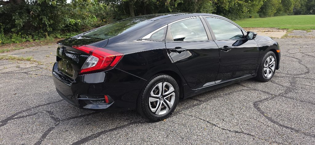 Photo 6 of this HONDA CIVIC