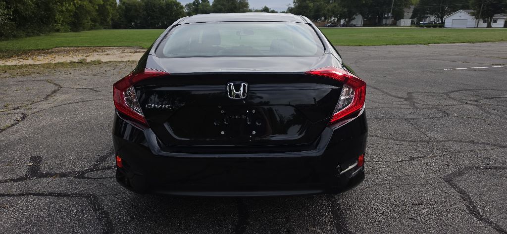 Photo 7 of this HONDA CIVIC