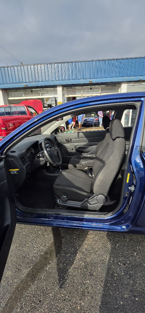 Photo 10 of this HYUNDAI ACCENT
