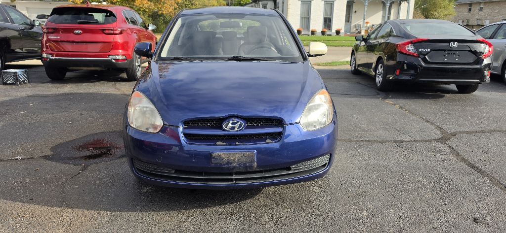 Photo 3 of this HYUNDAI ACCENT