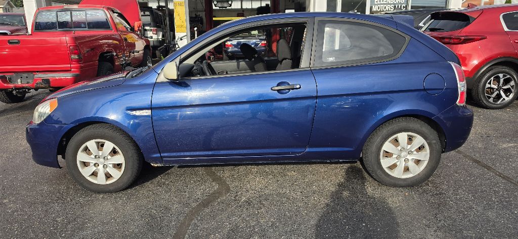 Photo 2 of this HYUNDAI ACCENT