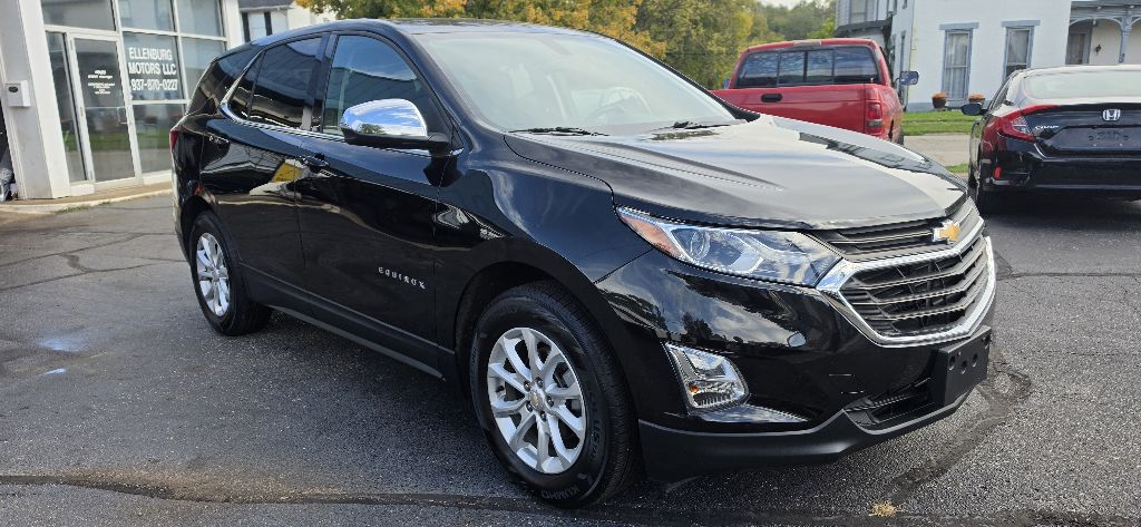 Photo 4 of this CHEVROLET EQUINOX