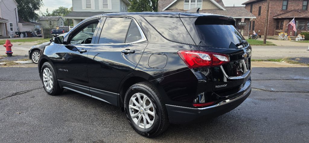 Photo 9 of this CHEVROLET EQUINOX