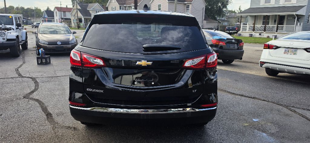 Photo 7 of this CHEVROLET EQUINOX