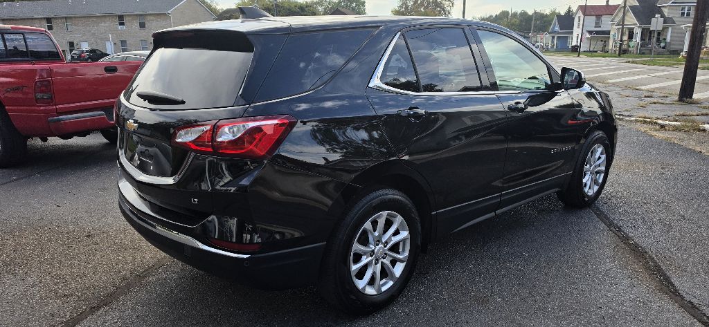 Photo 6 of this CHEVROLET EQUINOX