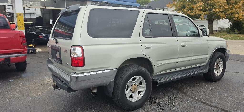 Photo 6 of this TOYOTA 4RUNNER