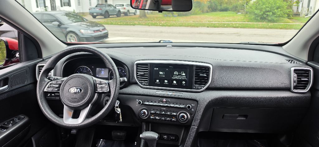 Photo 11 of this KIA SPORTAGE