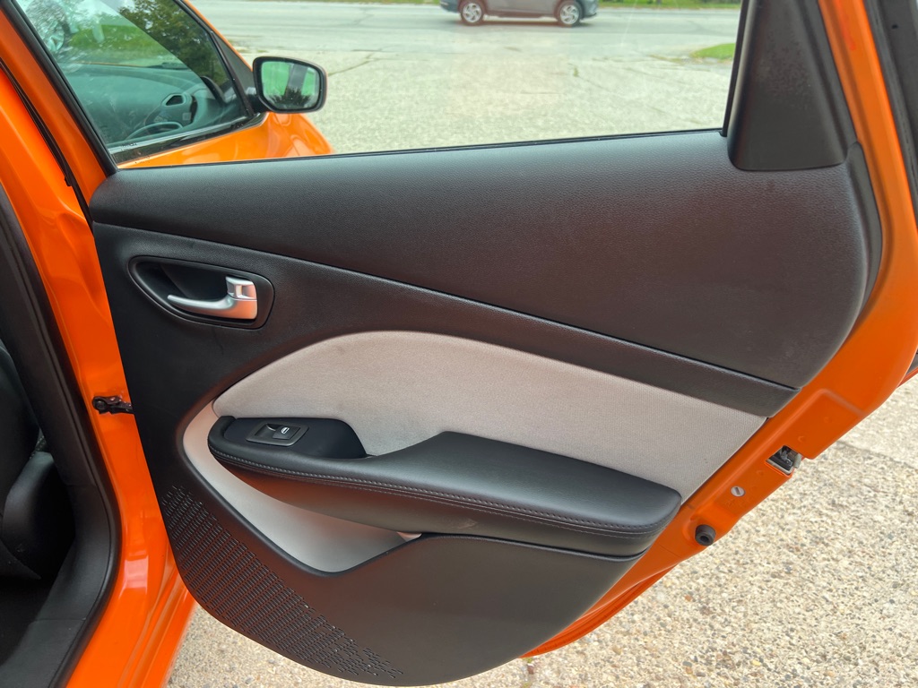 Photo 20 of this DODGE DART