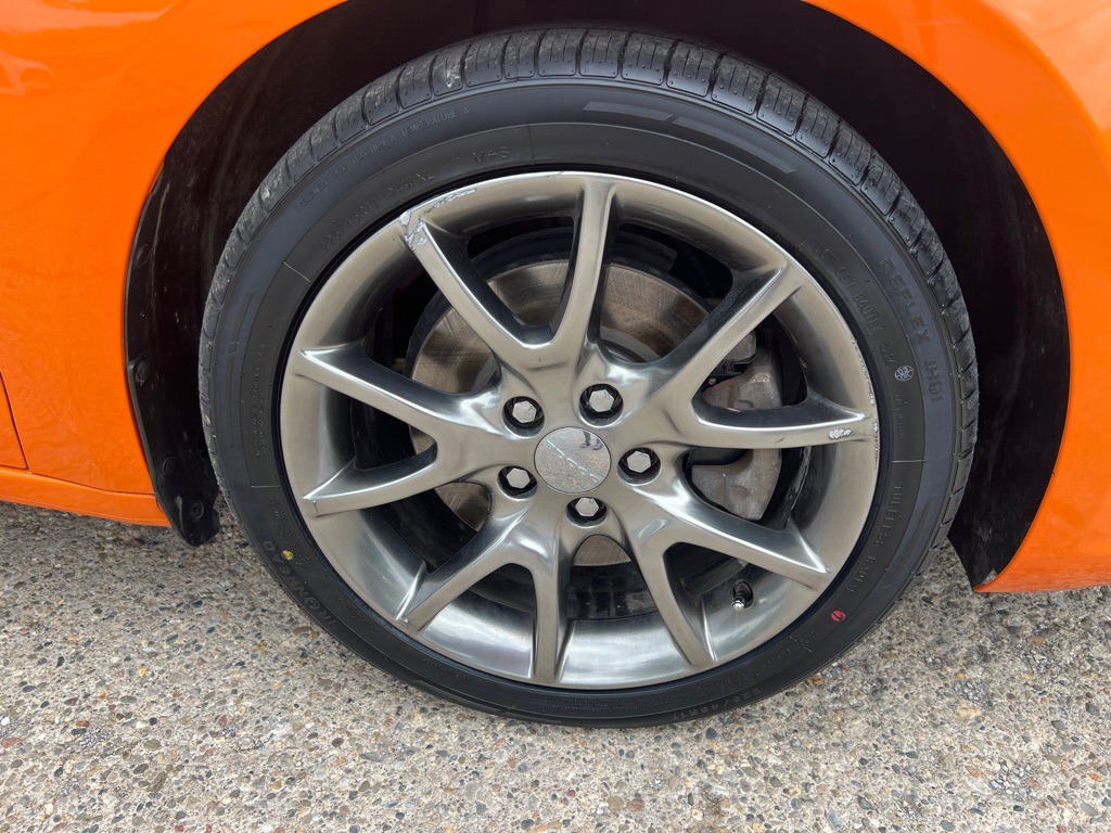 Photo 11 of this DODGE DART