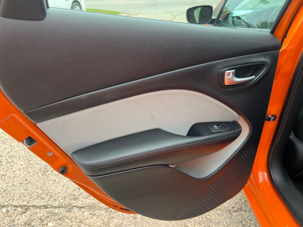 Photo 17 of this DODGE DART
