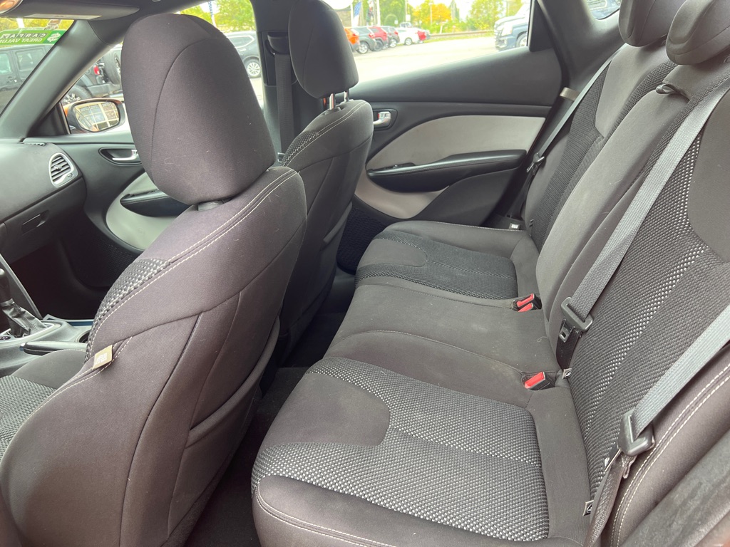 Photo 18 of this DODGE DART