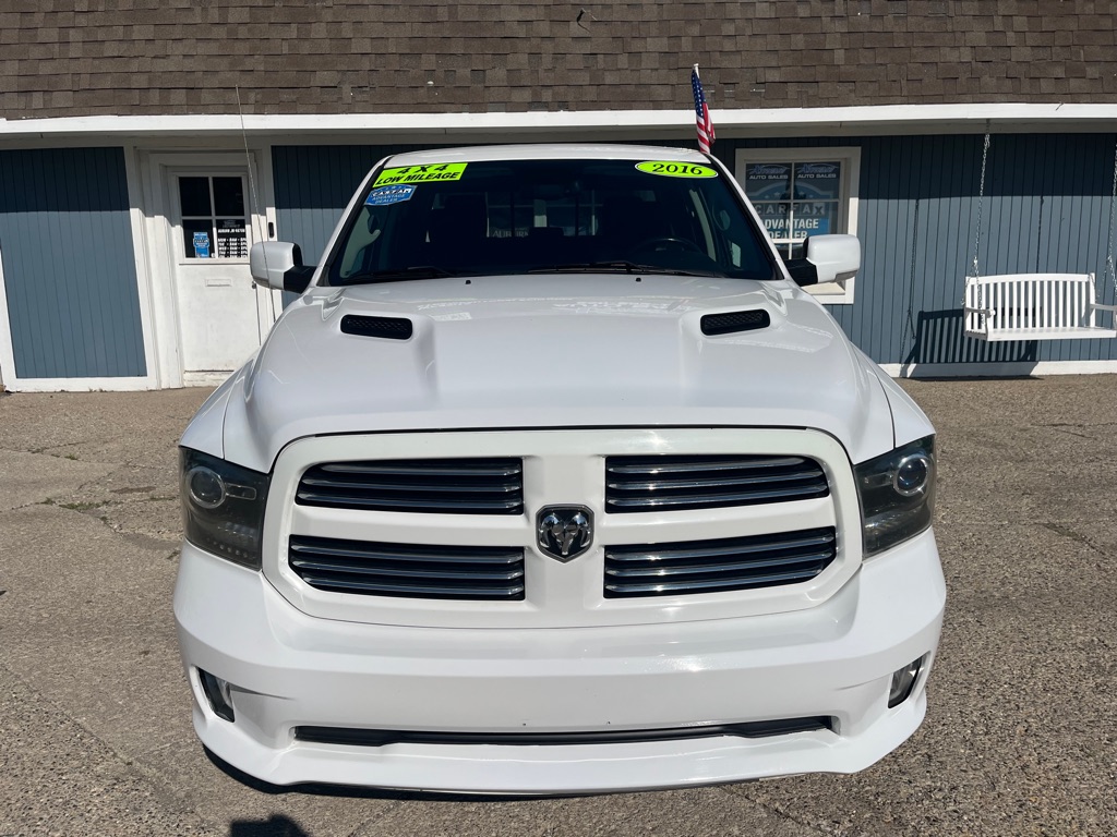 Photo 11 of this RAM 1500