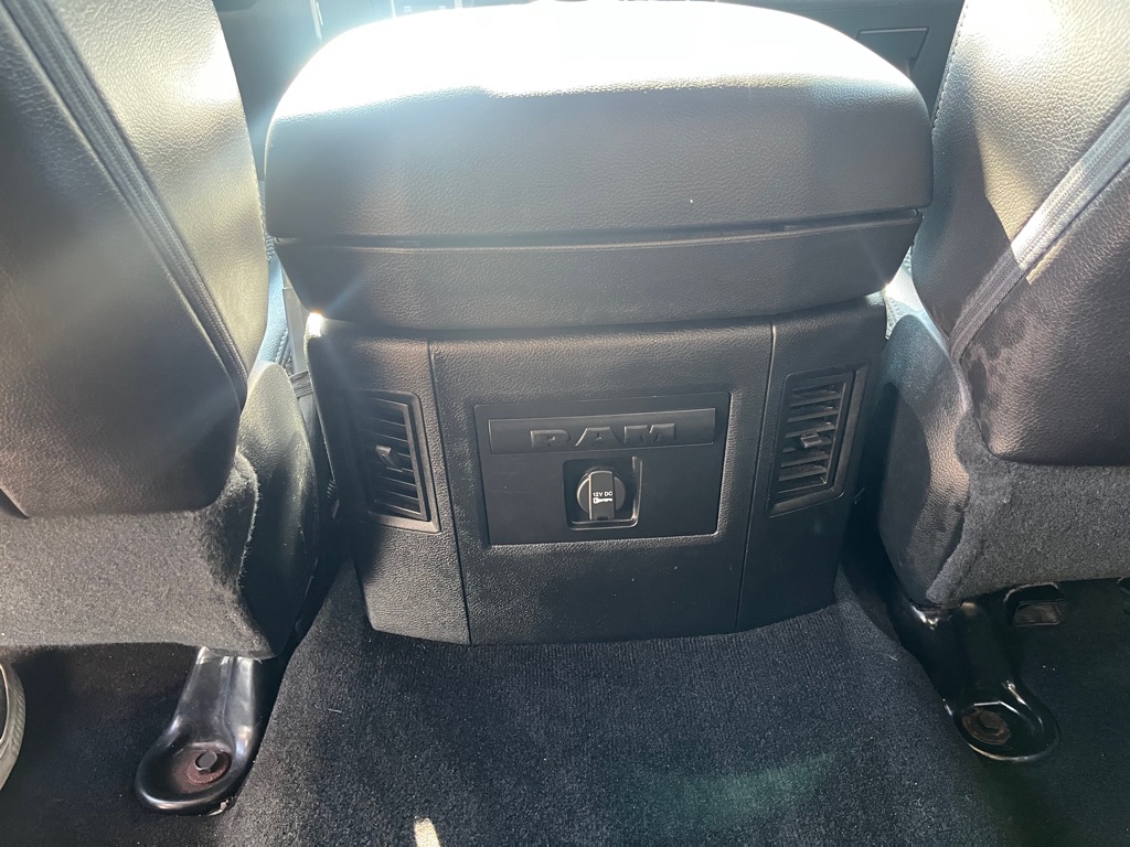 Photo 31 of this RAM 1500
