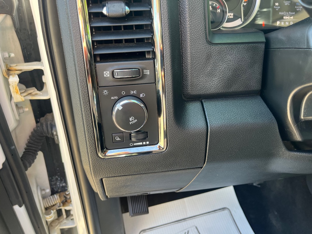 Photo 35 of this RAM 1500