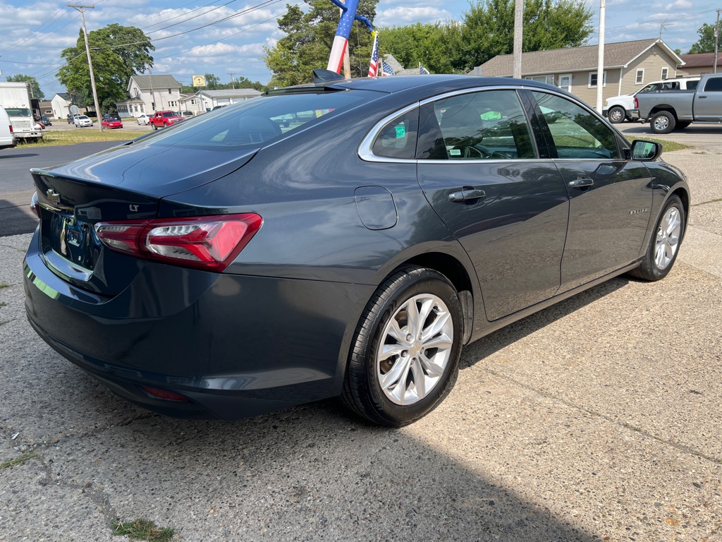Photo 9 of this CHEVROLET MALIBU