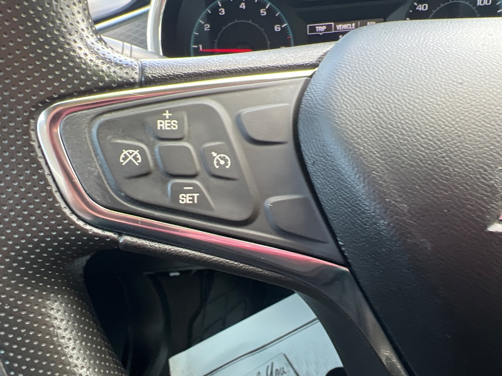 Photo 30 of this CHEVROLET MALIBU