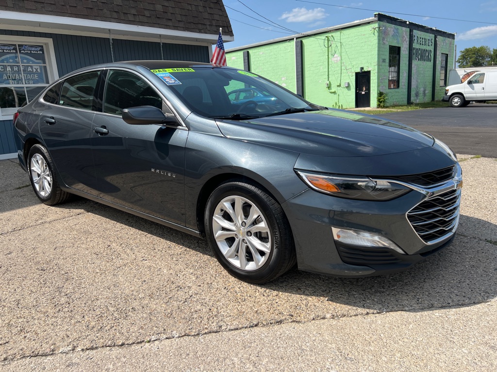 Photo 11 of this CHEVROLET MALIBU