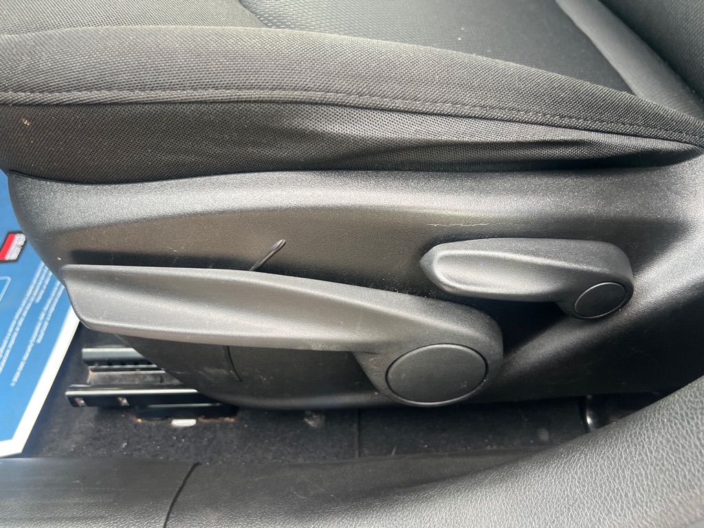 Photo 26 of this JEEP RENEGADE