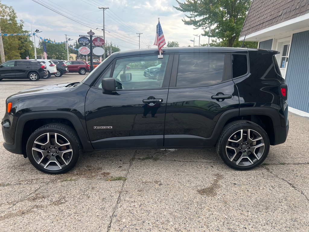 Photo 5 of this JEEP RENEGADE