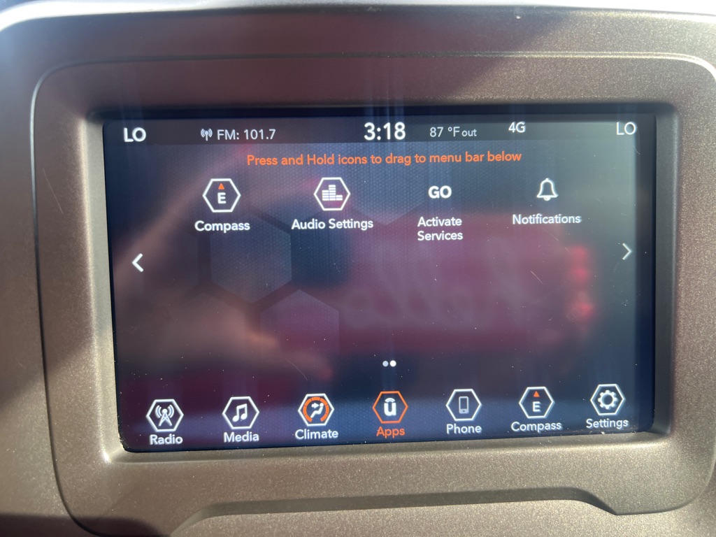 Photo 35 of this JEEP RENEGADE