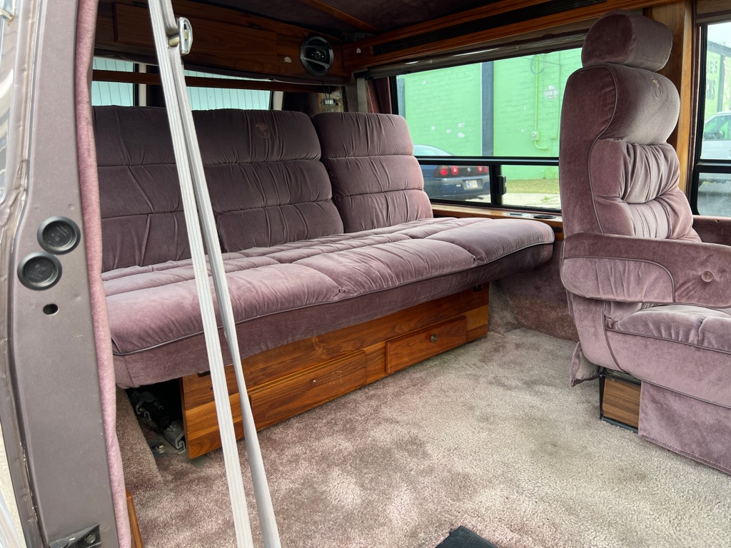 Photo 19 of this CHEVROLET G20 VAN