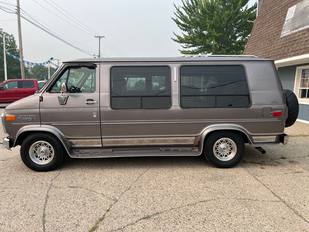 Photo 8 of this CHEVROLET G20 VAN