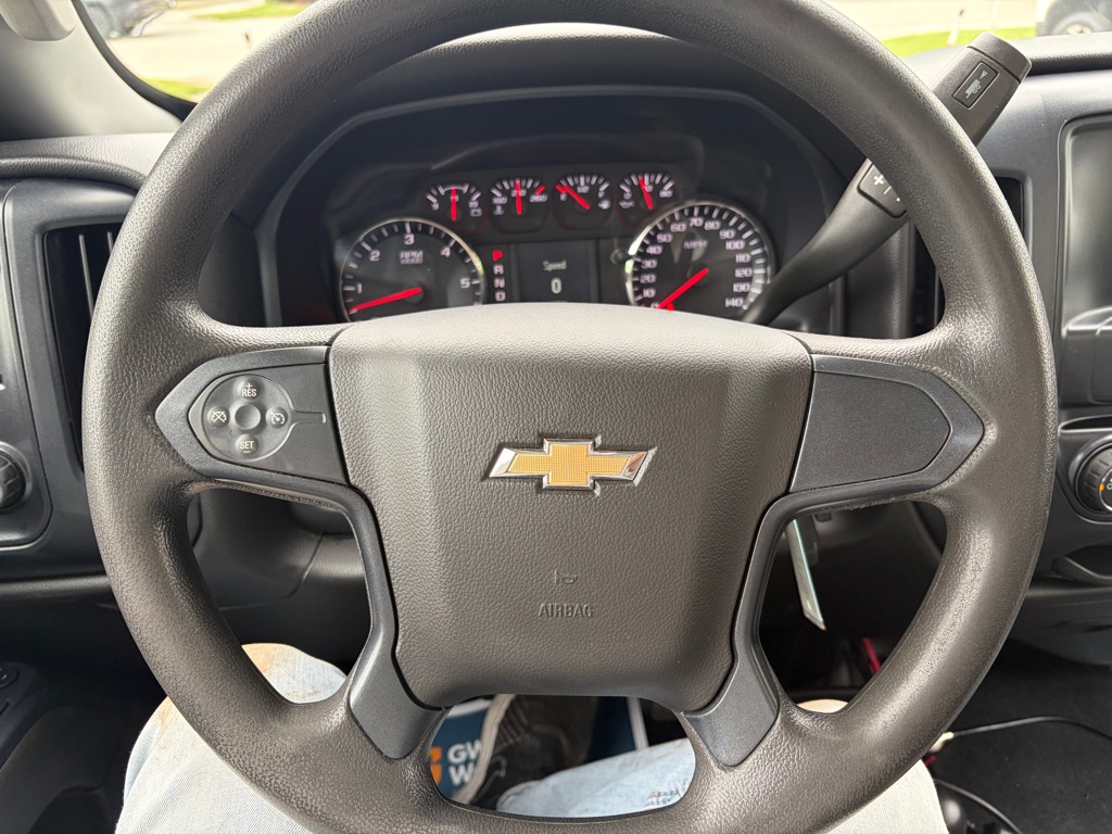 Photo 38 of this CHEVROLET SILVERADO 2500H