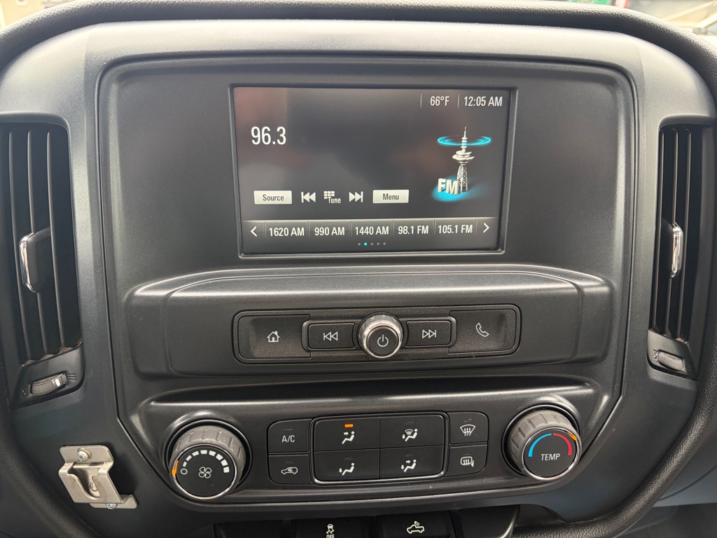 Photo 35 of this CHEVROLET SILVERADO 2500H