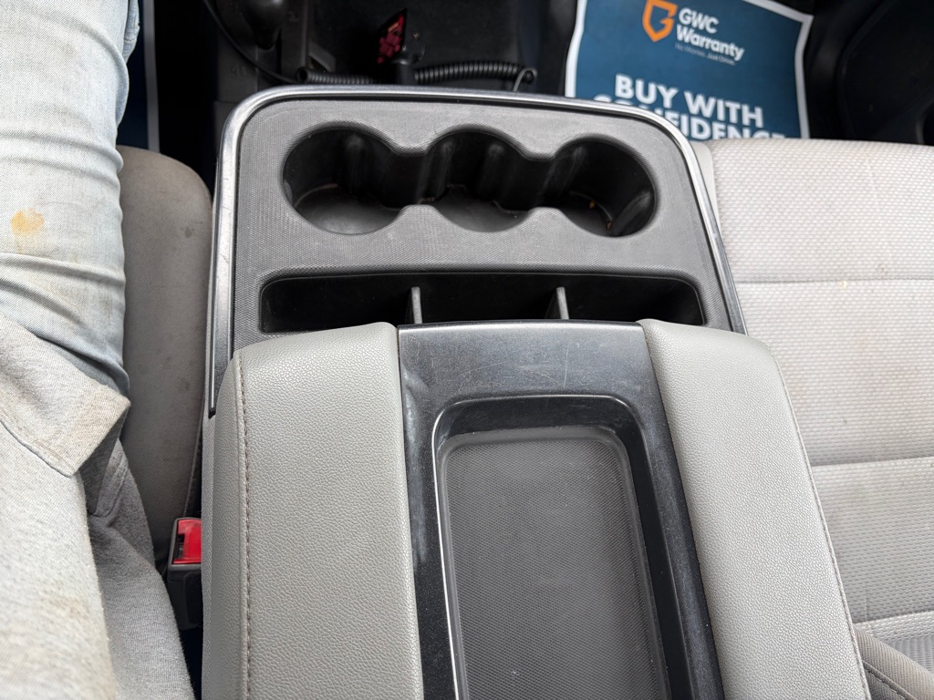 Photo 44 of this CHEVROLET SILVERADO 2500H