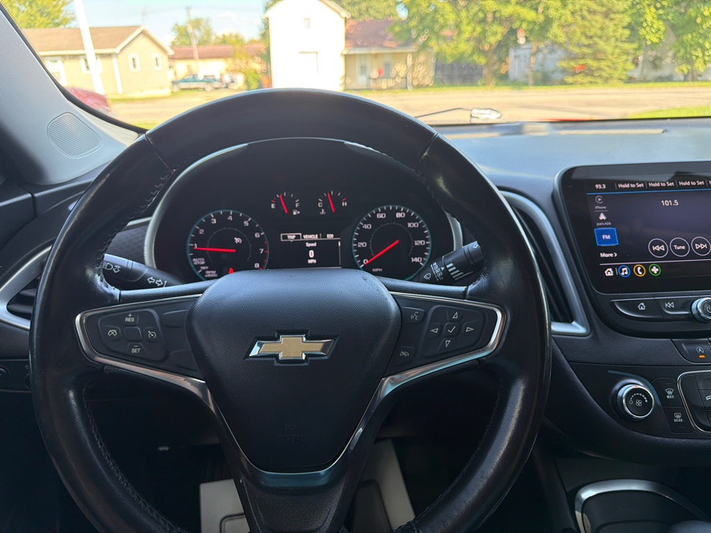 Photo 26 of this CHEVROLET MALIBU