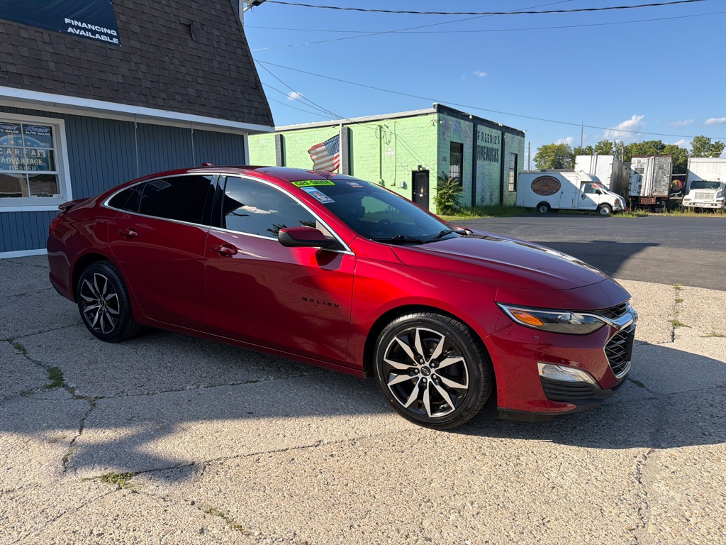 Photo 9 of this CHEVROLET MALIBU