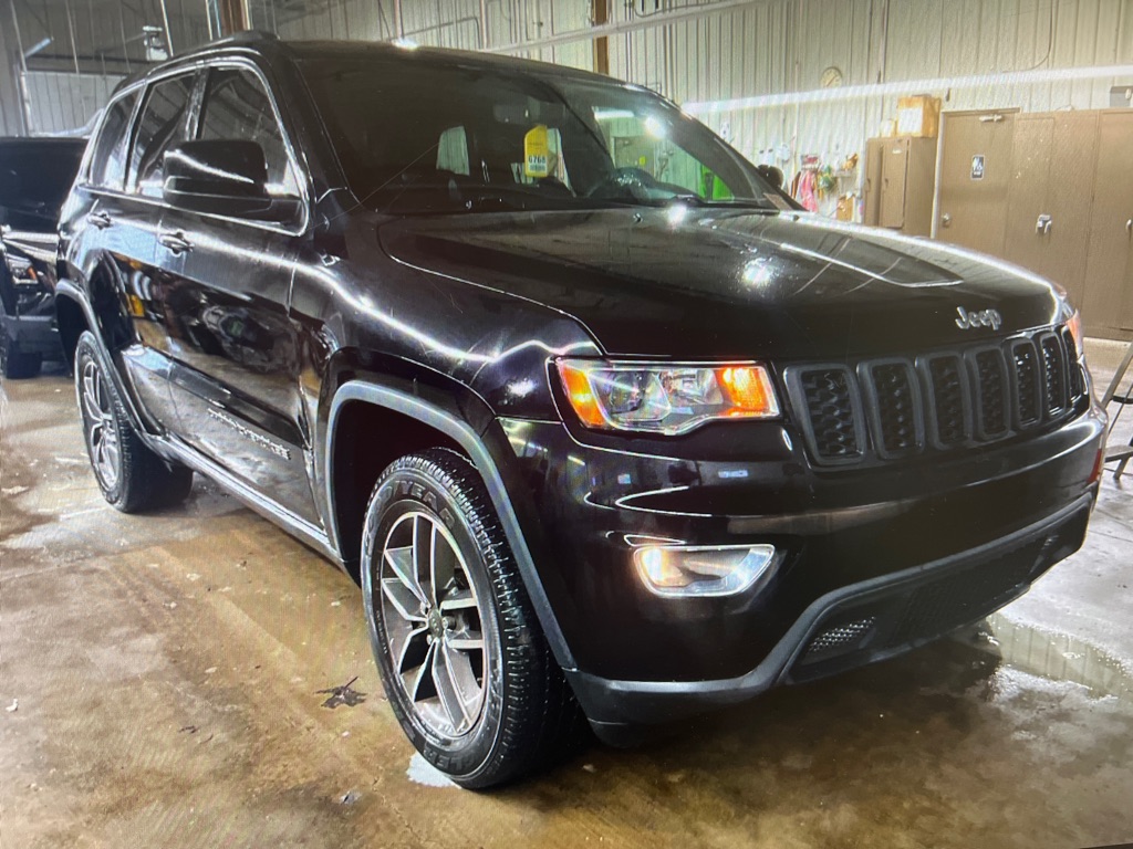 Photo 5 of this JEEP GRAND CHEROKEE