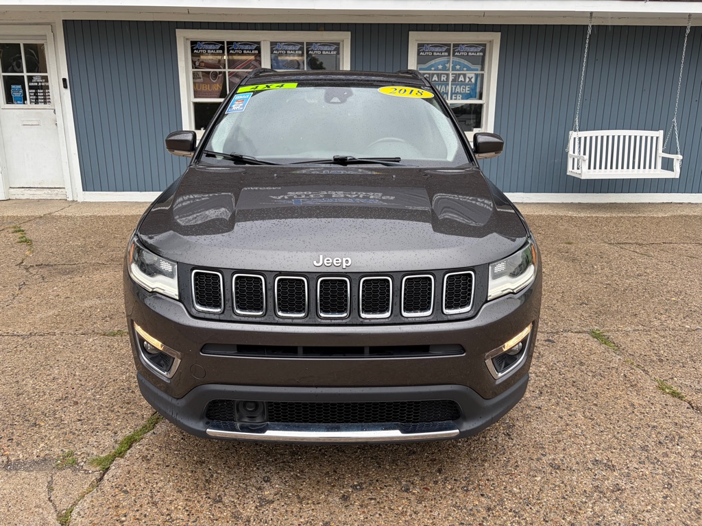 Photo 2 of this JEEP COMPASS