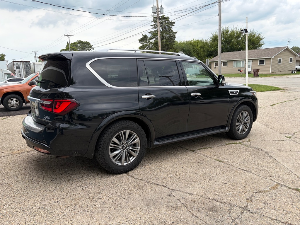 Photo 5 of this INFINITI QX80