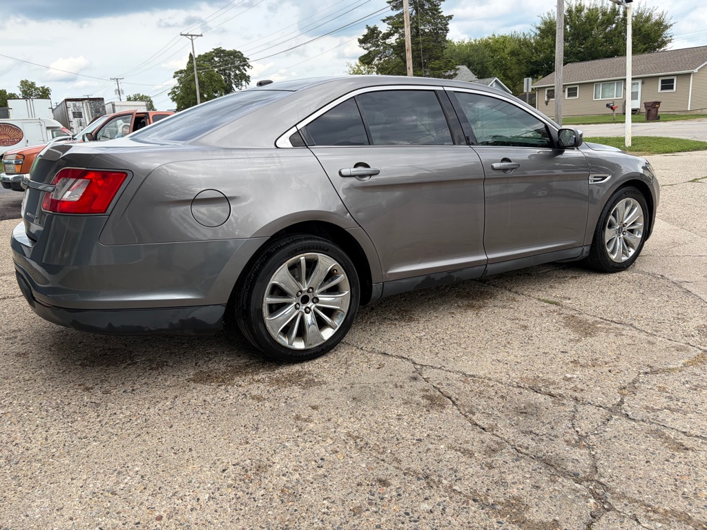 Photo 6 of this FORD TAURUS