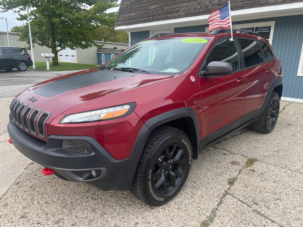 Photo 4 of this JEEP CHEROKEE
