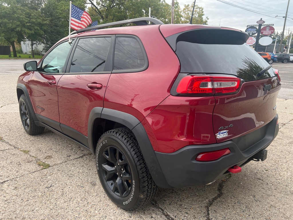 Photo 6 of this JEEP CHEROKEE