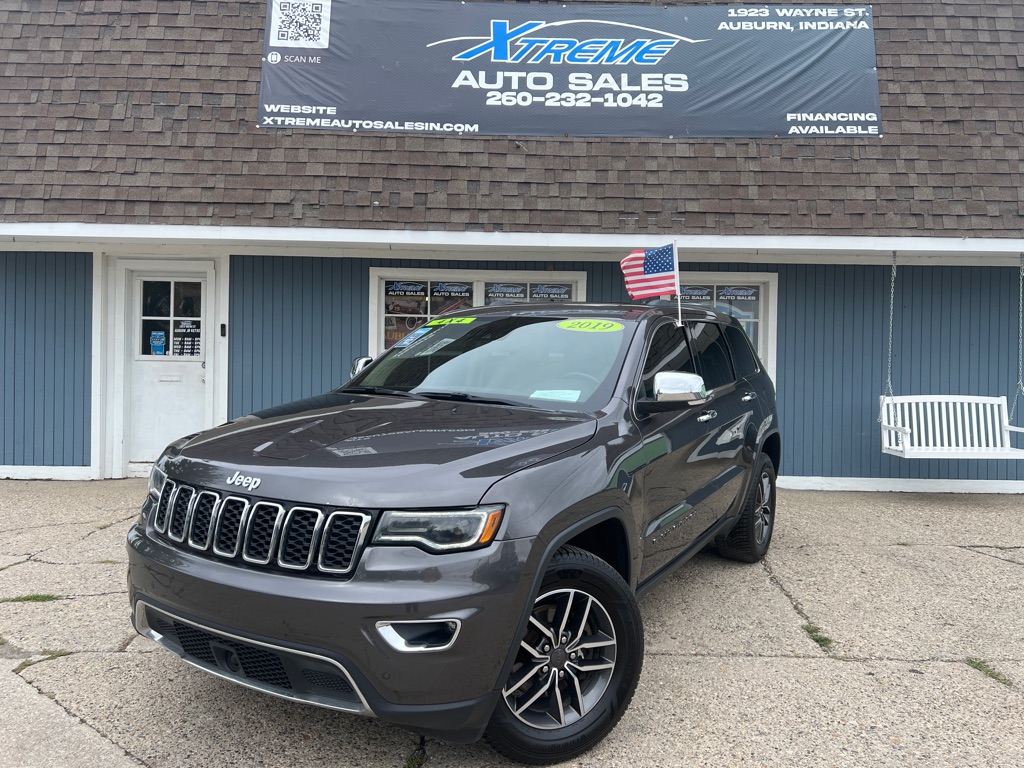 Photo 2 of this JEEP GRAND CHEROKEE