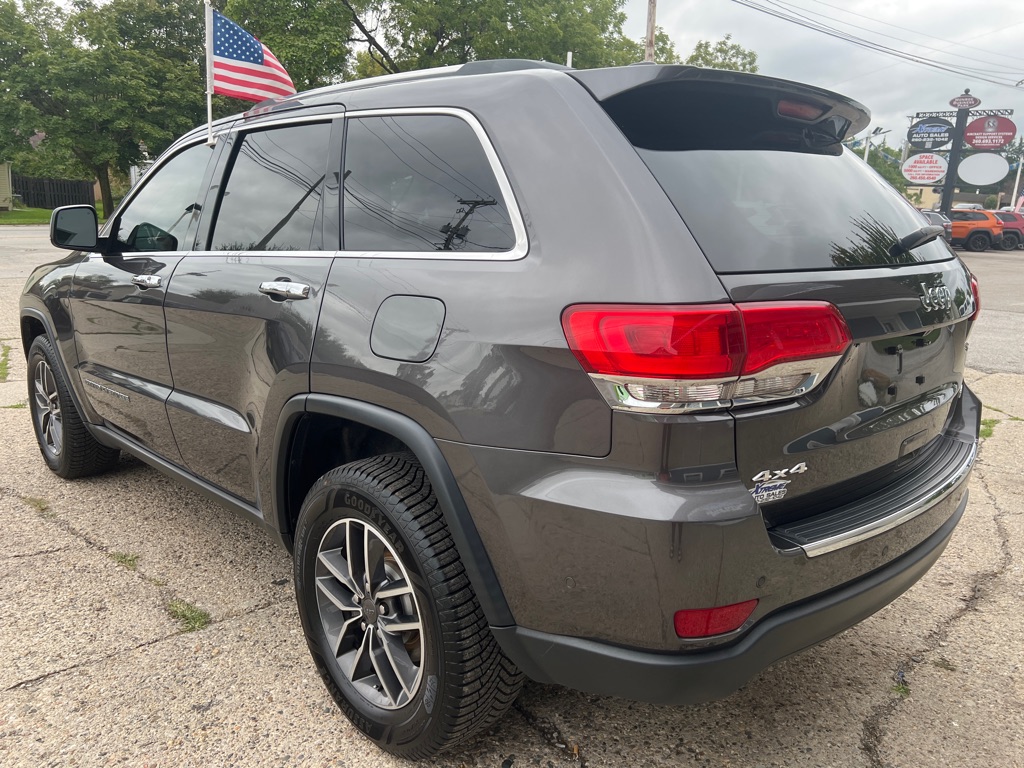 Photo 7 of this JEEP GRAND CHEROKEE