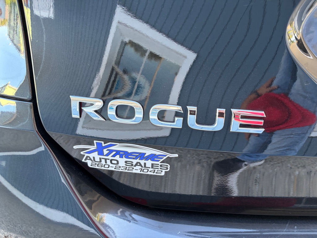 Photo 30 of this NISSAN ROGUE