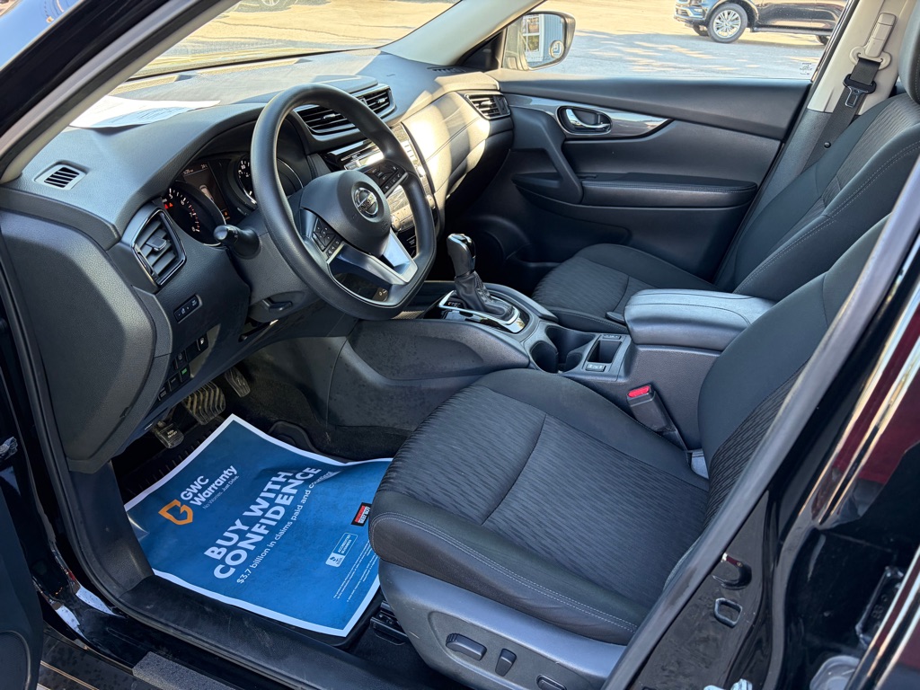 Photo 13 of this NISSAN ROGUE