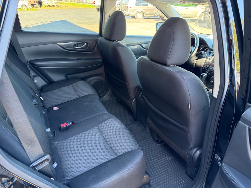 Photo 20 of this NISSAN ROGUE