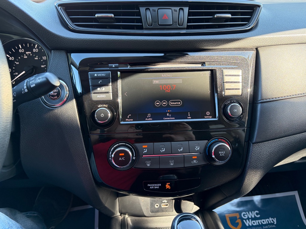 Photo 35 of this NISSAN ROGUE