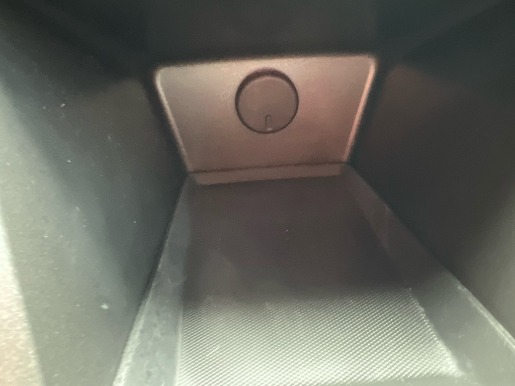 Photo 36 of this CHEVROLET EQUINOX