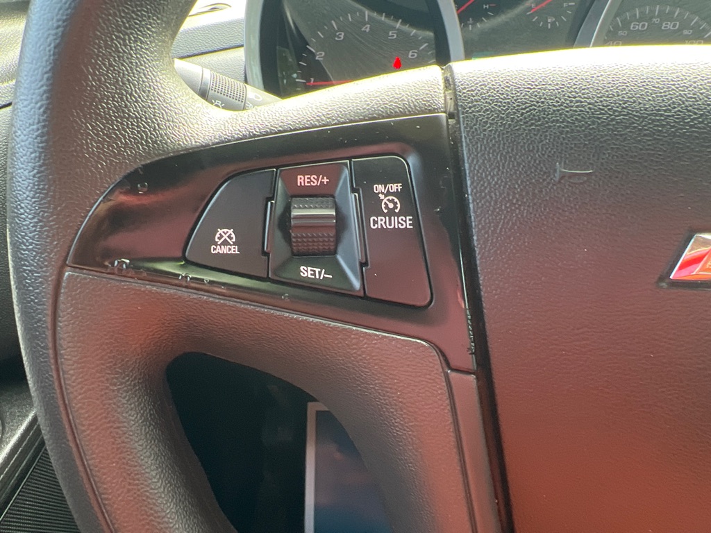 Photo 28 of this CHEVROLET EQUINOX