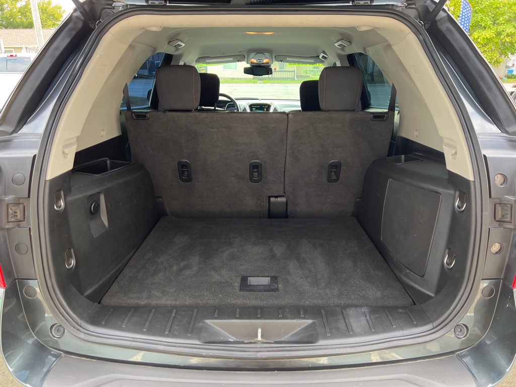 Photo 17 of this CHEVROLET EQUINOX